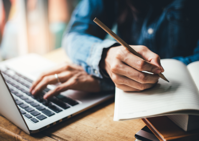 Questions To Ask While Looking For Assisted Living Communities | oakeyassistedliving.com | Visit us to learn more researching senior care facilities