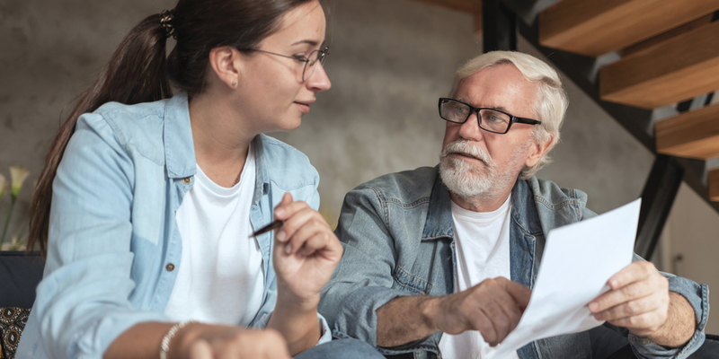 Setting Up A Senior Care Budget | oakeyassistedliving.com | visit us to learn more about senior care planning and budgeting for senior care options